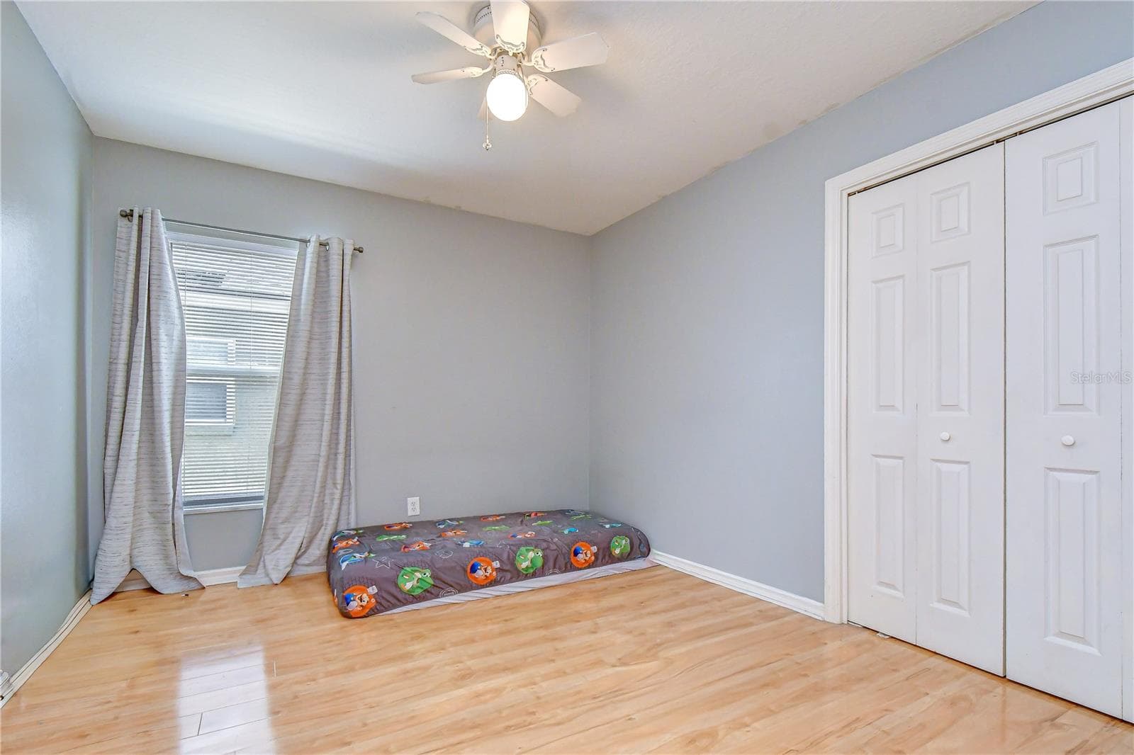 Additional bedroom offering versatile living options. - 4822 PORTOBELLO CIR, VALRICO