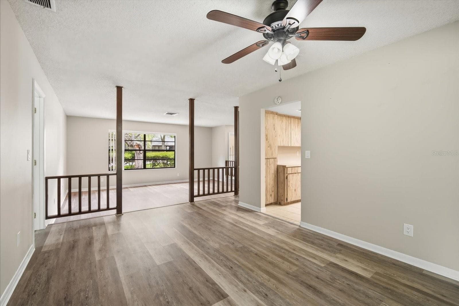 Formal Living Room/Flex Space - 1405 LAUREL CT, PLANT CITY
