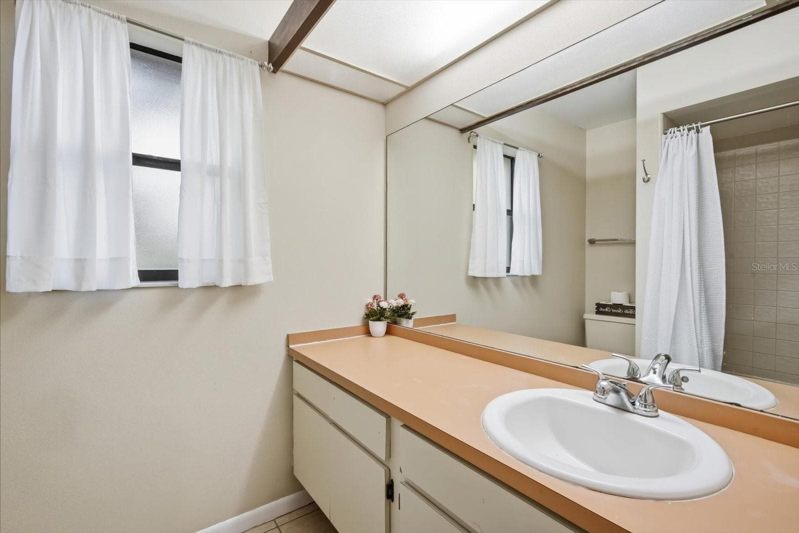Bathroom 2 - 1405 LAUREL CT, PLANT CITY
