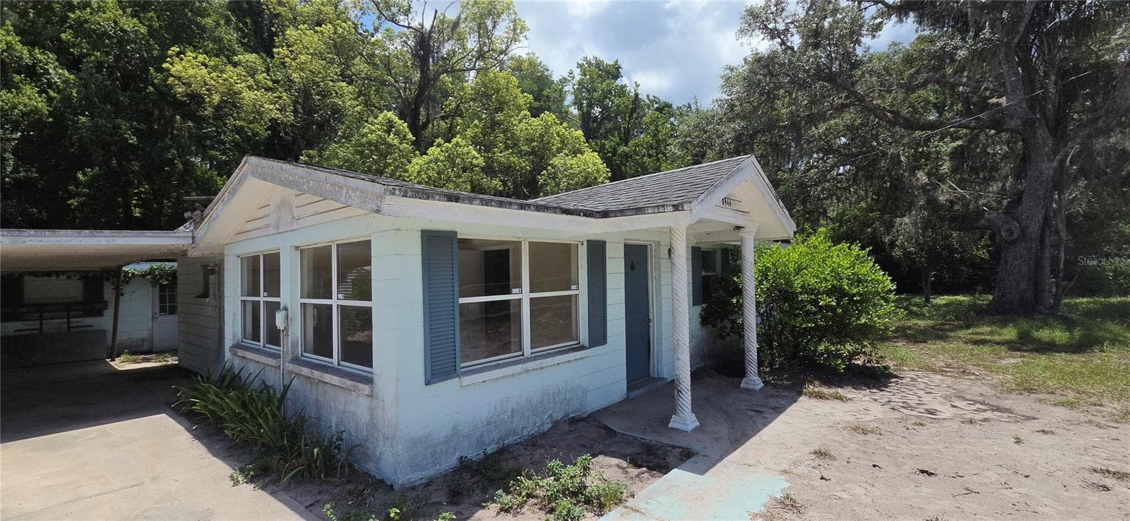 8944 MARIGOLD DR