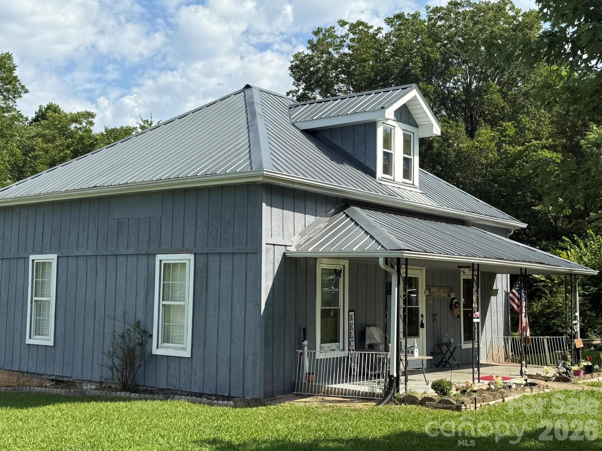Single Family Residence at 304 Main Avenue W, Hildebran, photo 2 of 19
