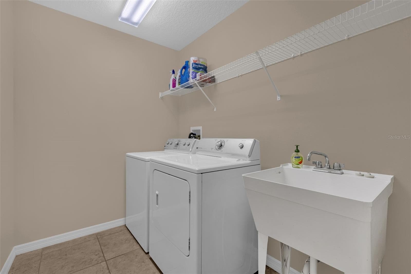 Laundry Room - 5901 CANDLE GLOW PL, LEESBURG