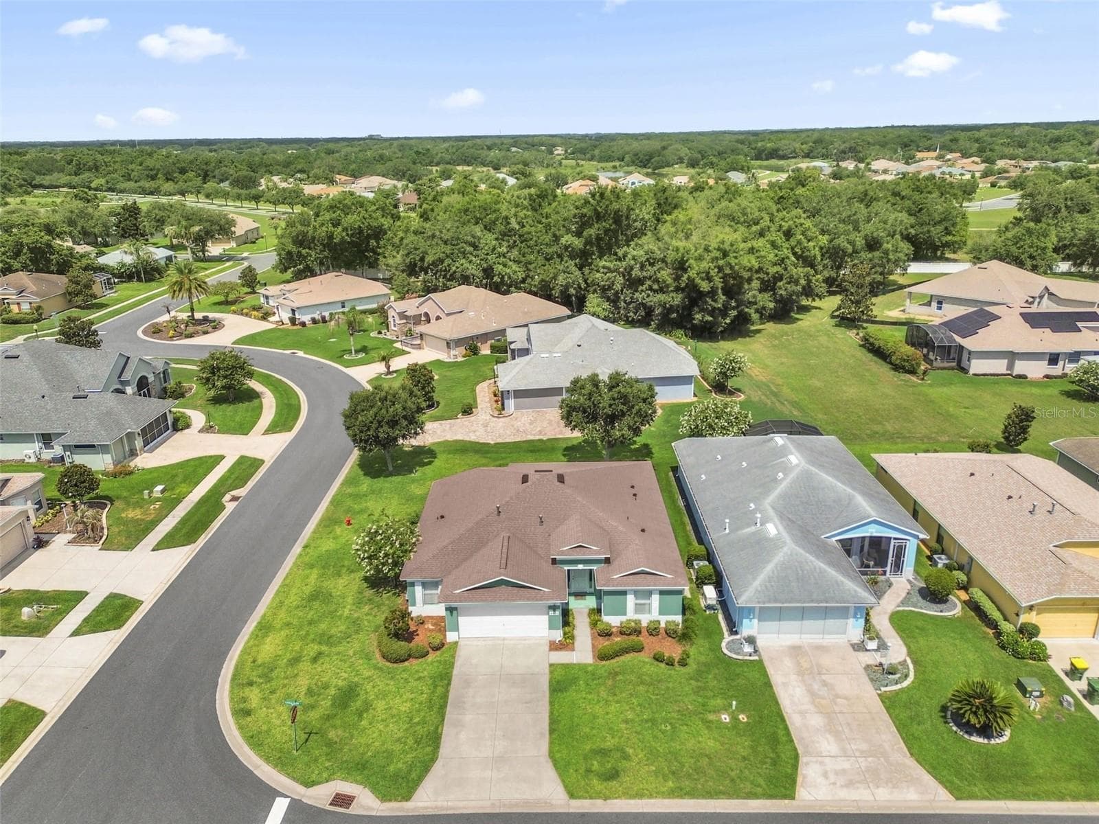 Drone front - 5901 CANDLE GLOW PL, LEESBURG