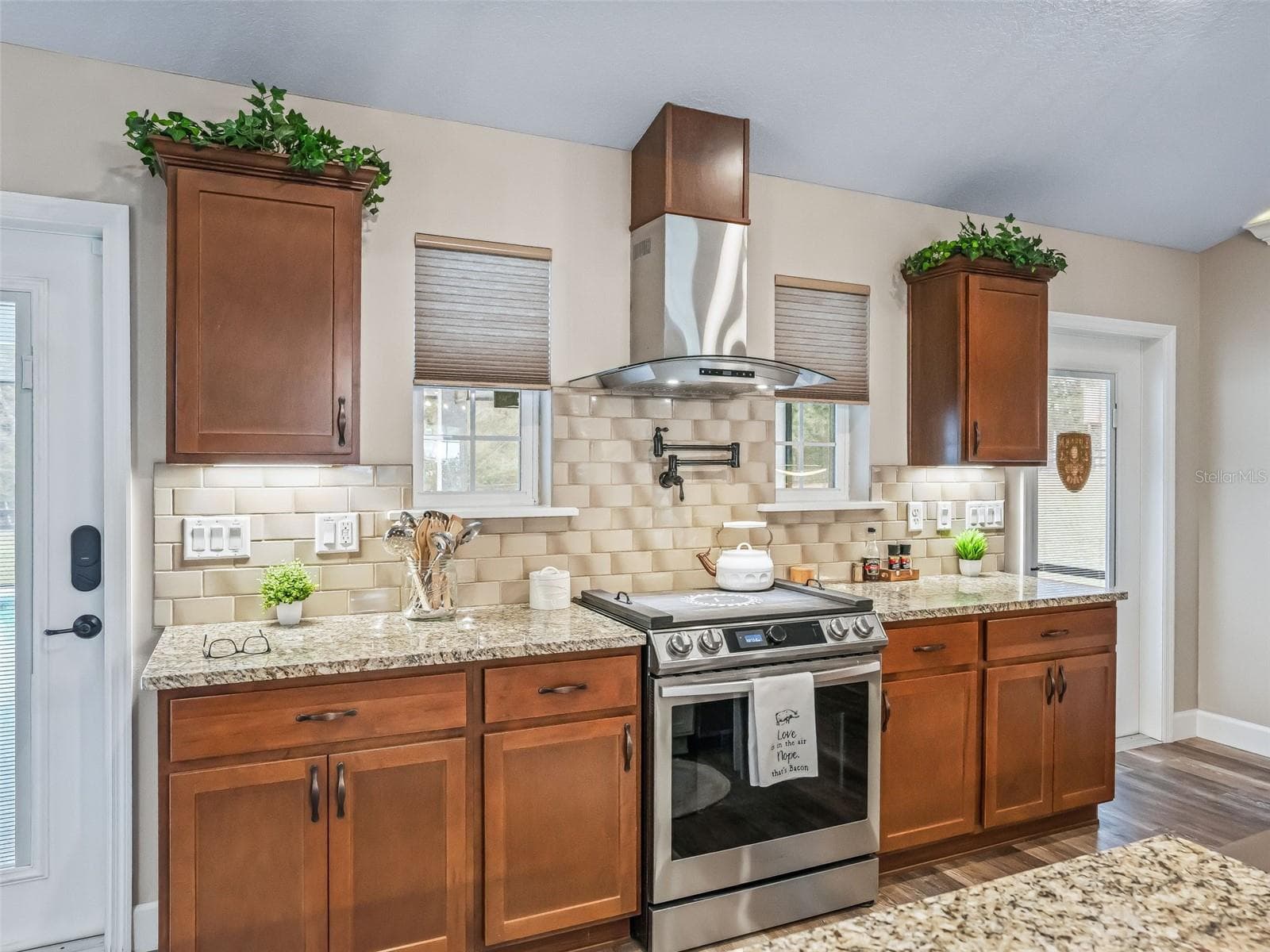 Single Family Residence at 6570 SE 175TH CT, MORRISTON, photo 10 of 77
