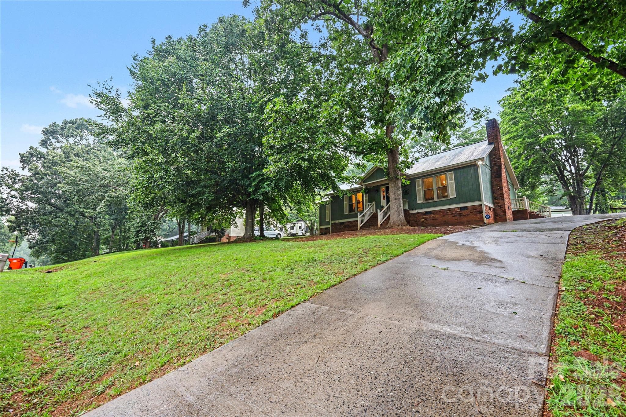 Single Family Residence at Gastonia, photo 3 of 21