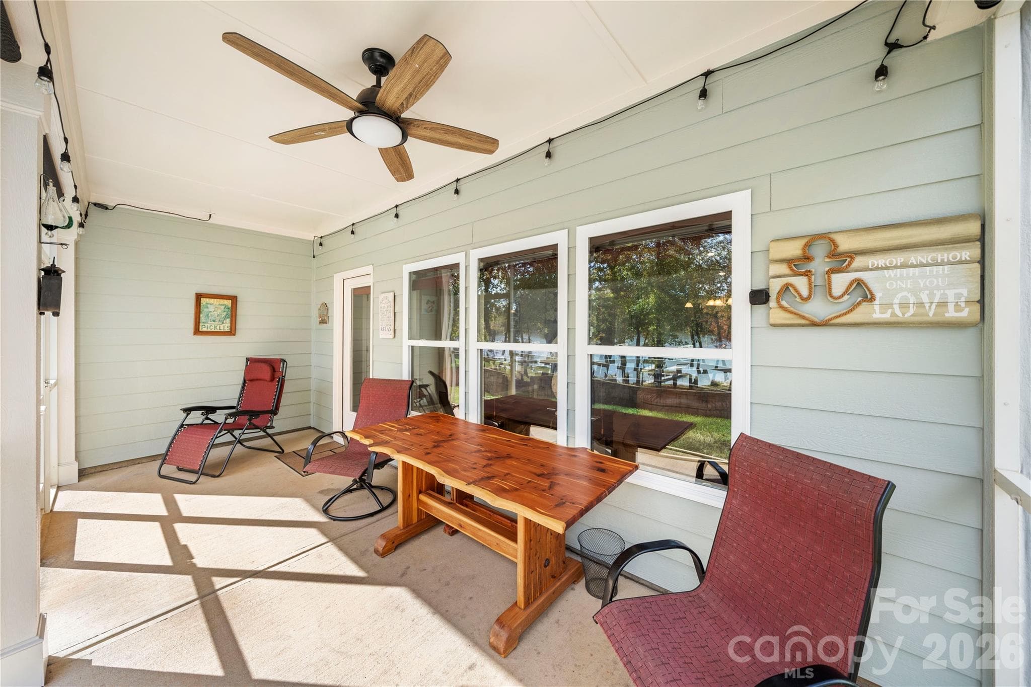 Single Family Residence at 25566 Seagull Drive, Lancaster, photo 22 of 47
