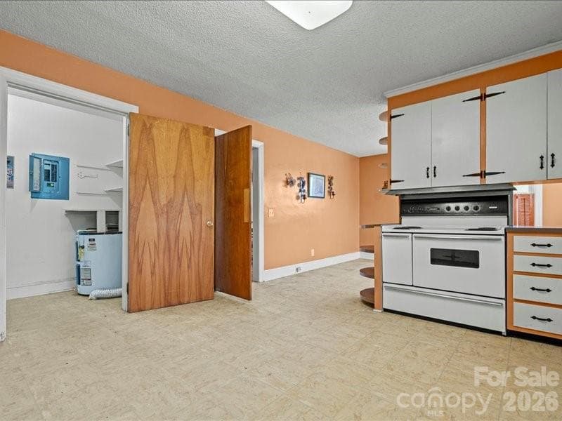 Single Family Residence at 464 Lark Road, Cheraw, photo 36 of 48