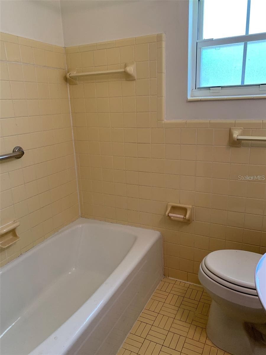Single Family Residence at 1106 NE 17TH TER, OCALA, photo 11 of 20