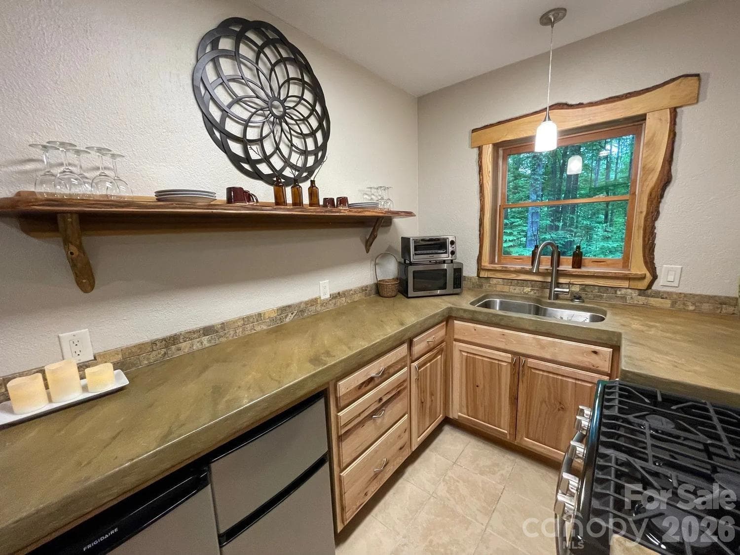 Single Family Residence at 700 Norton Fork Road, Hot Springs, photo 13 of 20