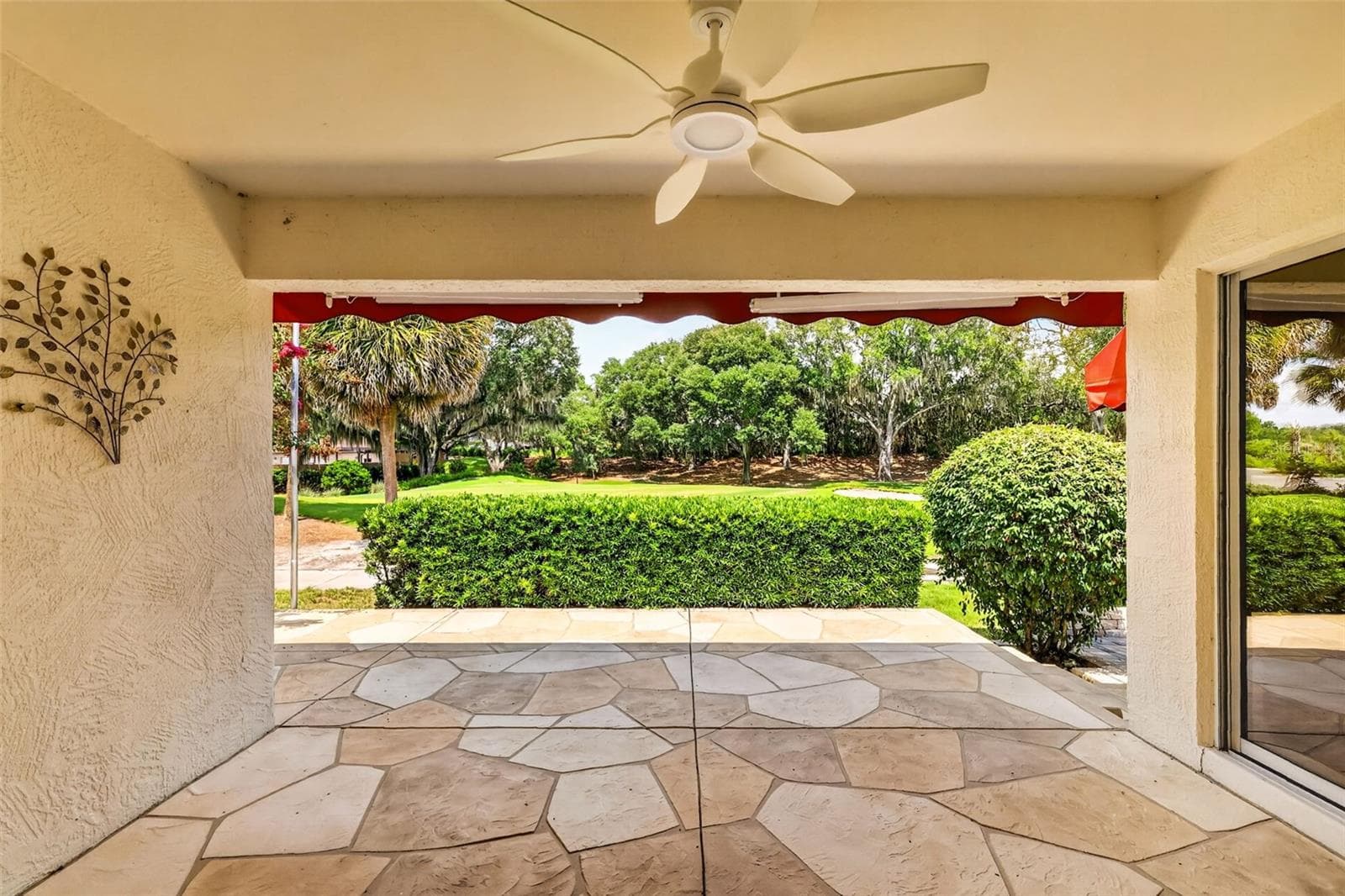 Lanai with Spectacular Golf Front Views! - 522 LOMA PASEO DR, THE VILLAGES
