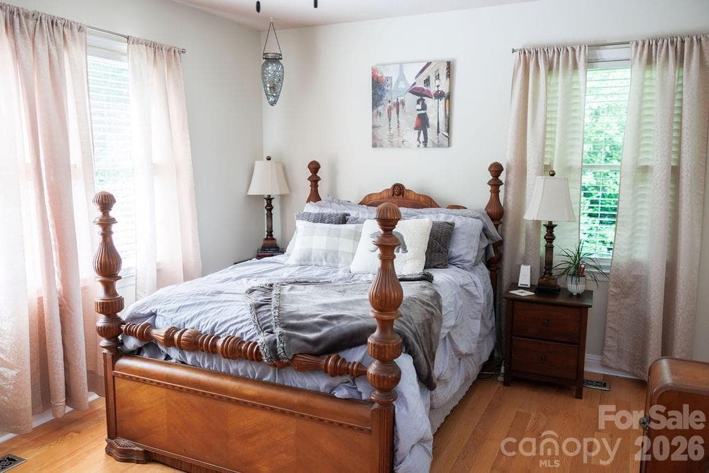 Bedroom 3 - Kings Mountain