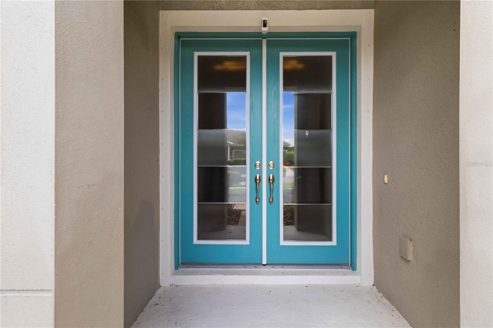 Single Family Residence at 7526 PARADISO DR, APOLLO BEACH, photo 3 of 33