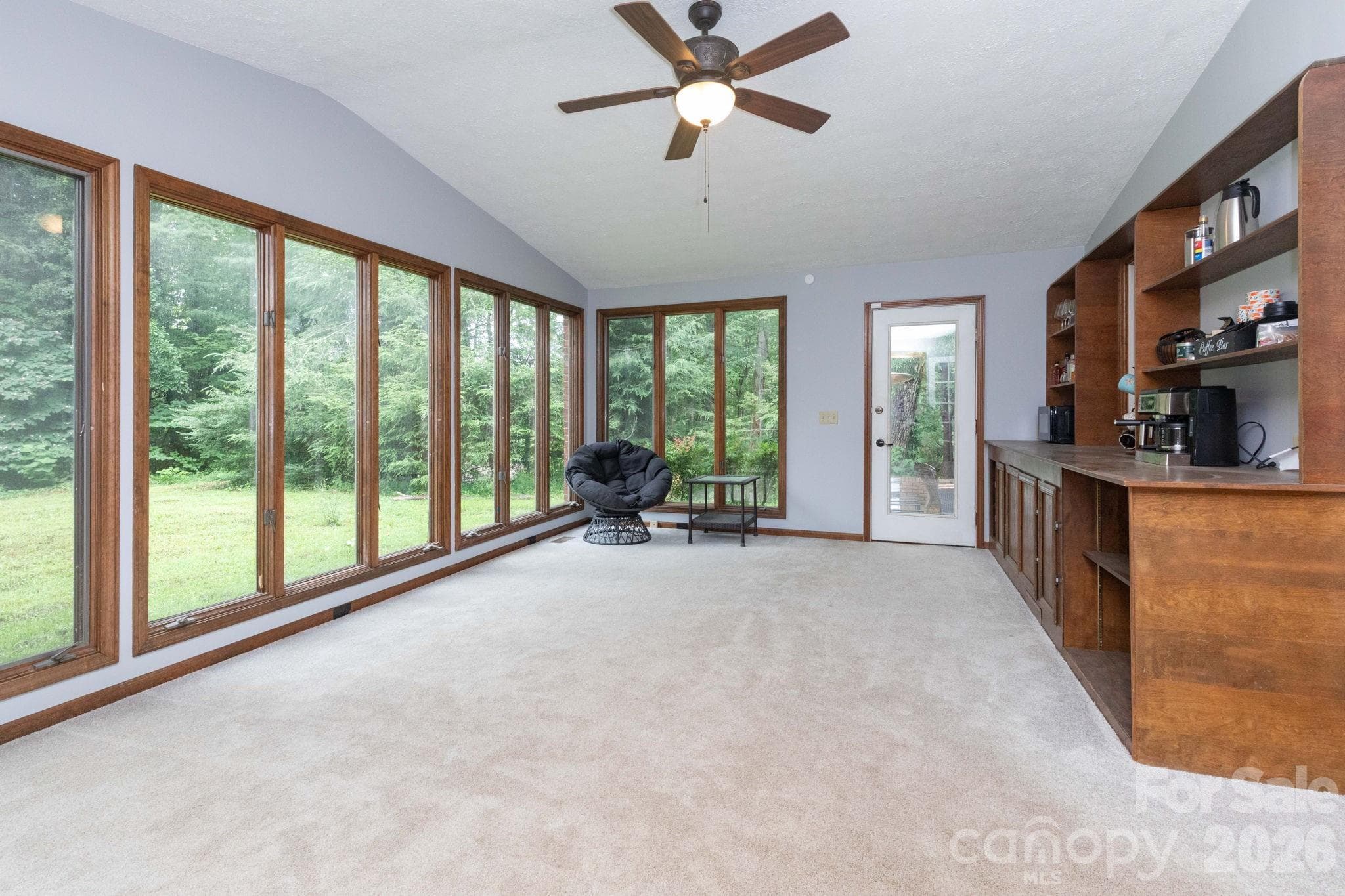 Large Sun Room - 936 Toxaway Drive, Hendersonville