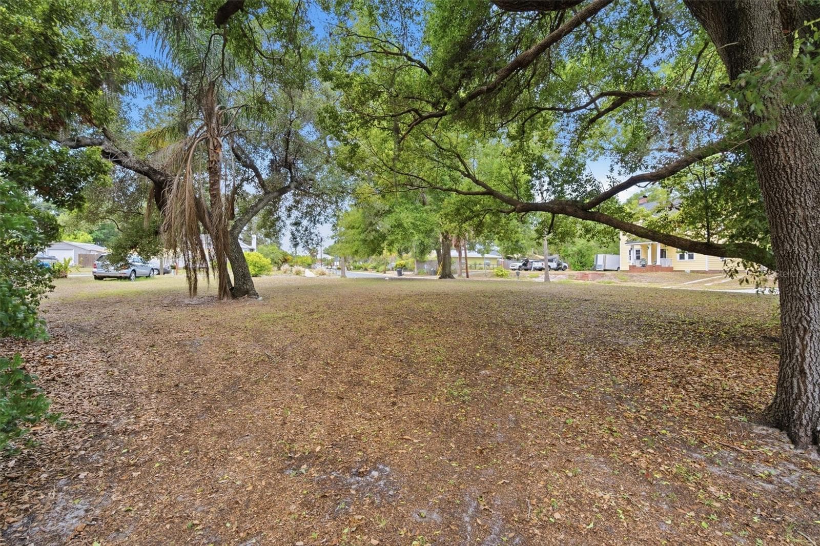 Single Family Residence at 1747 APACHE TRL, CLEARWATER, photo 11 of 64