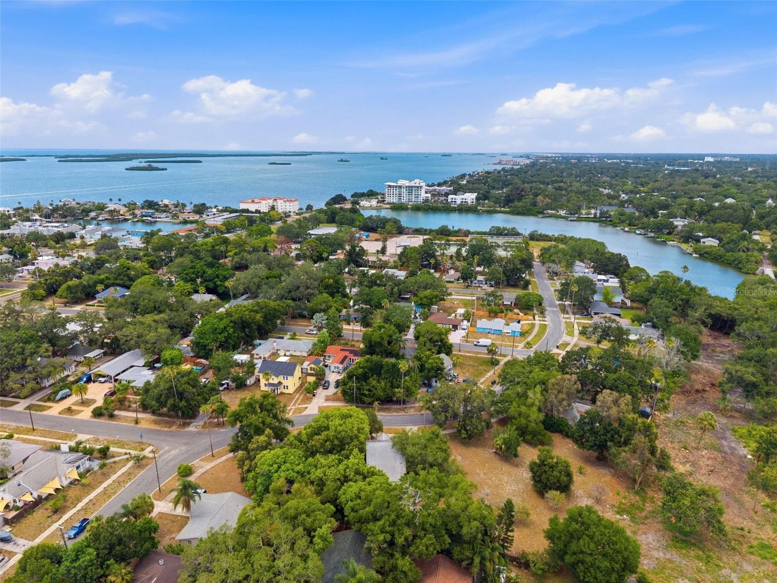 Single Family Residence at 1747 APACHE TRL, CLEARWATER, photo 61 of 64