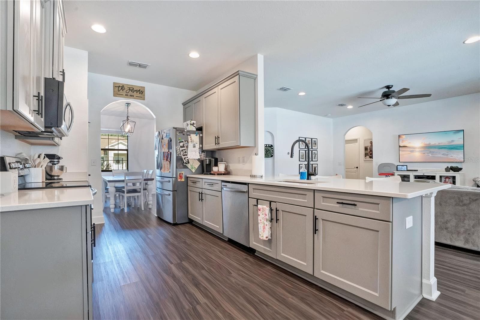Single Family Residence at 525 GANDHI DR, LAKELAND, photo 2 of 46