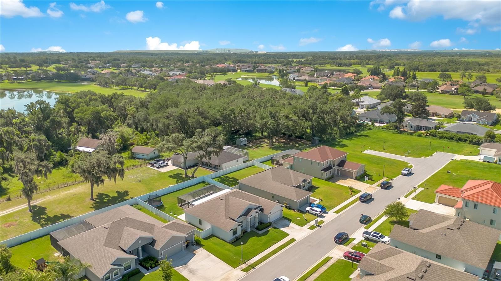 Single Family Residence at 525 GANDHI DR, LAKELAND, photo 39 of 46