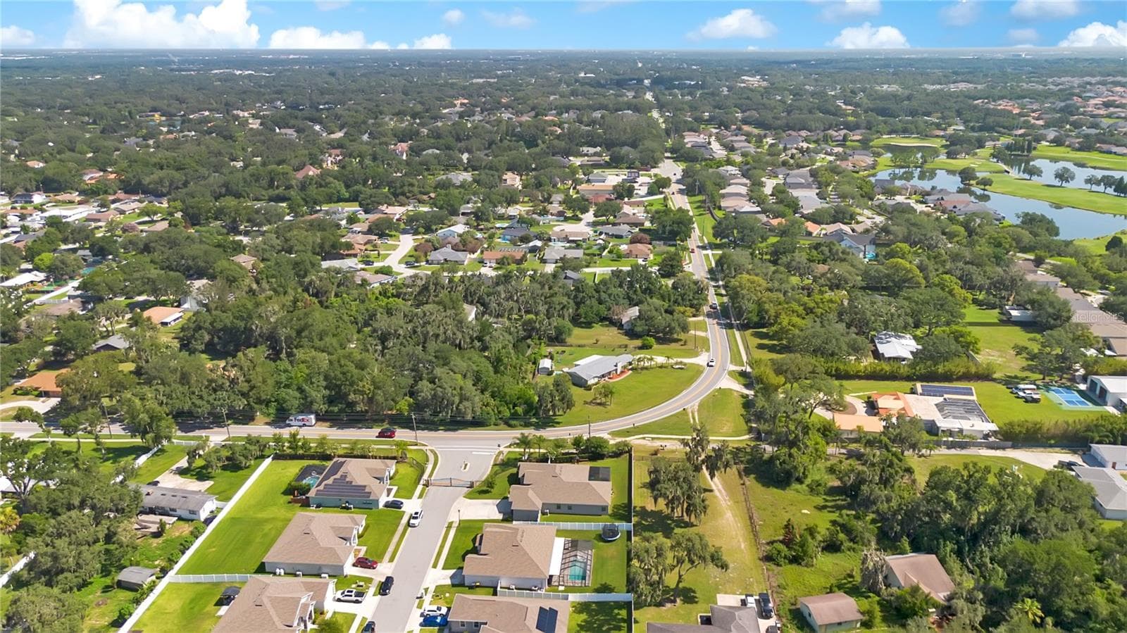 Single Family Residence at 525 GANDHI DR, LAKELAND, photo 41 of 46