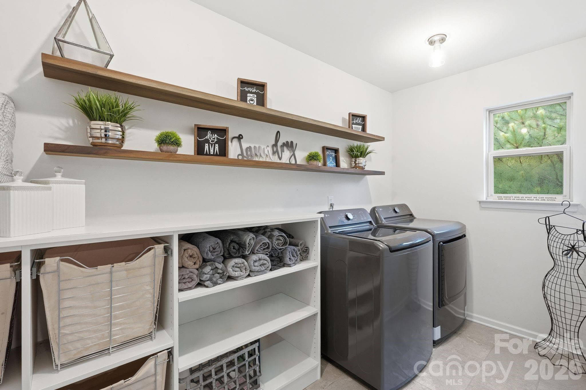 Laundry room - 4870 Summerside Drive, Lake Wylie