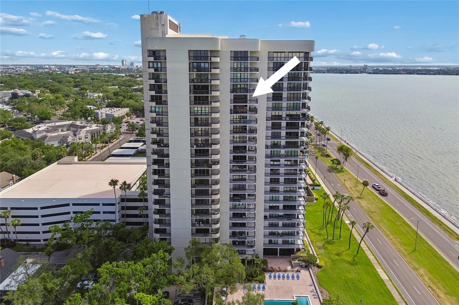 Condominium at 2413 BAYSHORE BLVD #1904, TAMPA, photo 2 of 80
