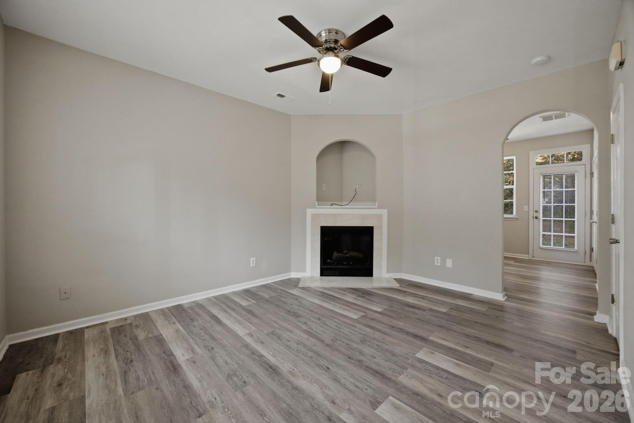 New flooring, fresh paint - 6123 Dane Drive, Dallas