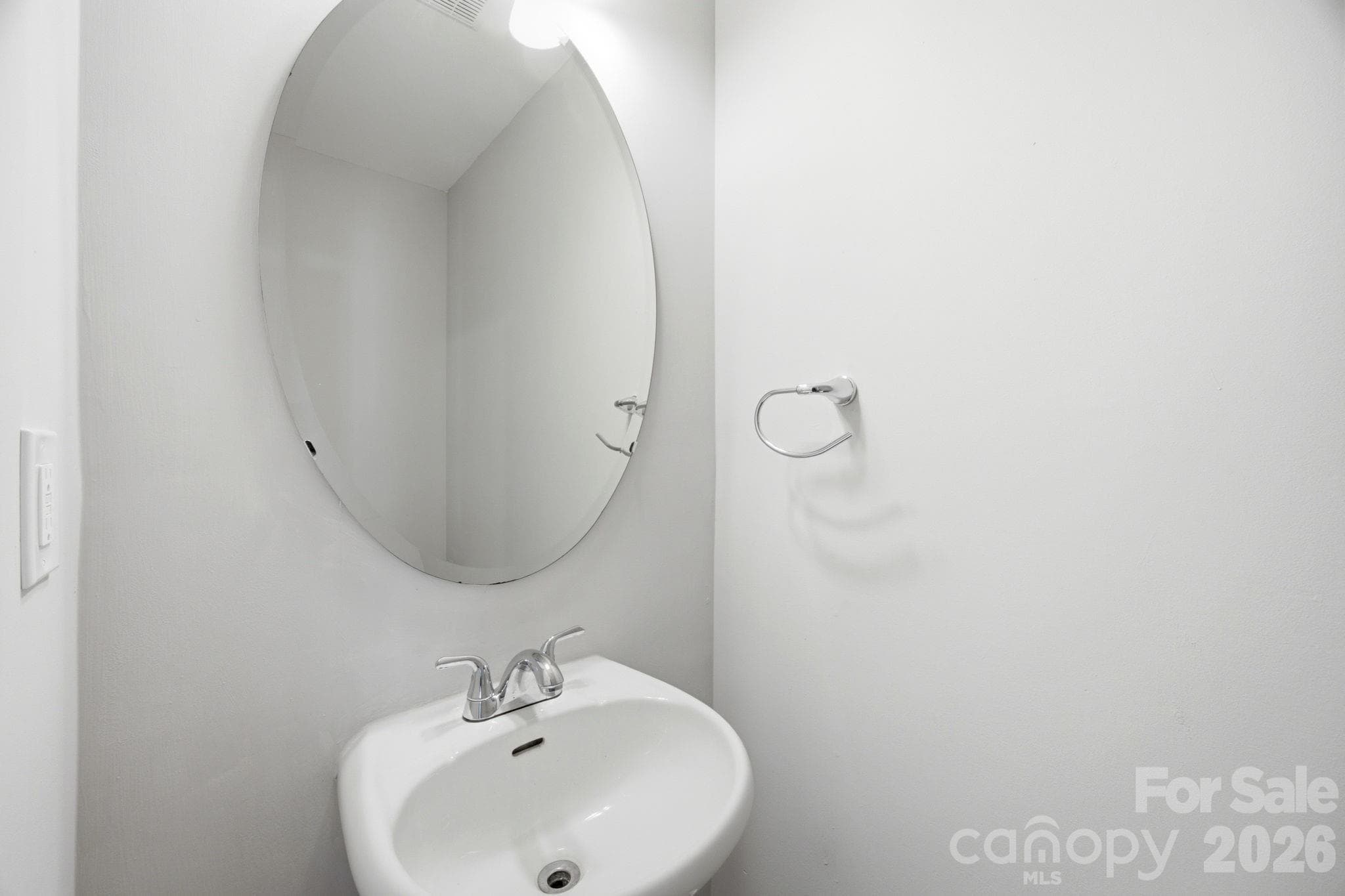 Townhouse at 6123 Dane Drive, Dallas, photo 16 of 27