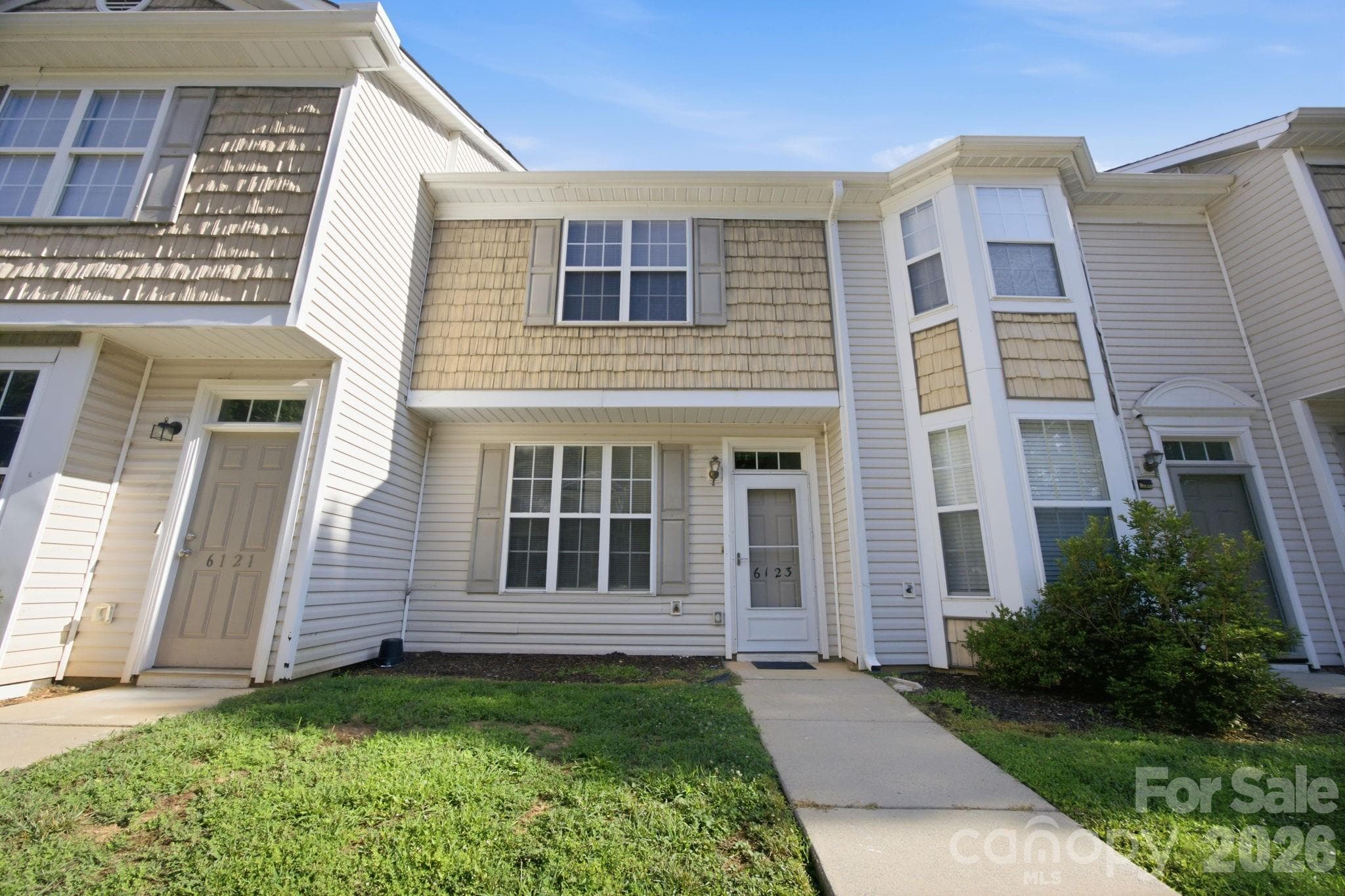 Townhouse at 6123 Dane Drive, Dallas, photo 24 of 27