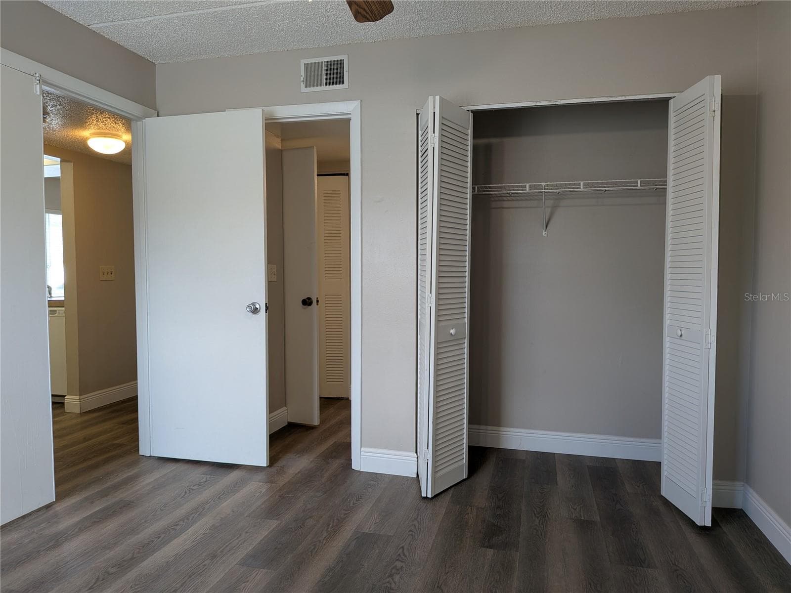Condominium at 5613 BLUE SHADOWS CT #60-2, ORLANDO, photo 7 of 24