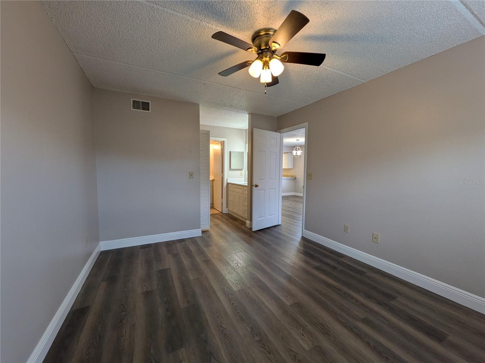 Condominium at 5613 BLUE SHADOWS CT #60-2, ORLANDO, photo 17 of 24