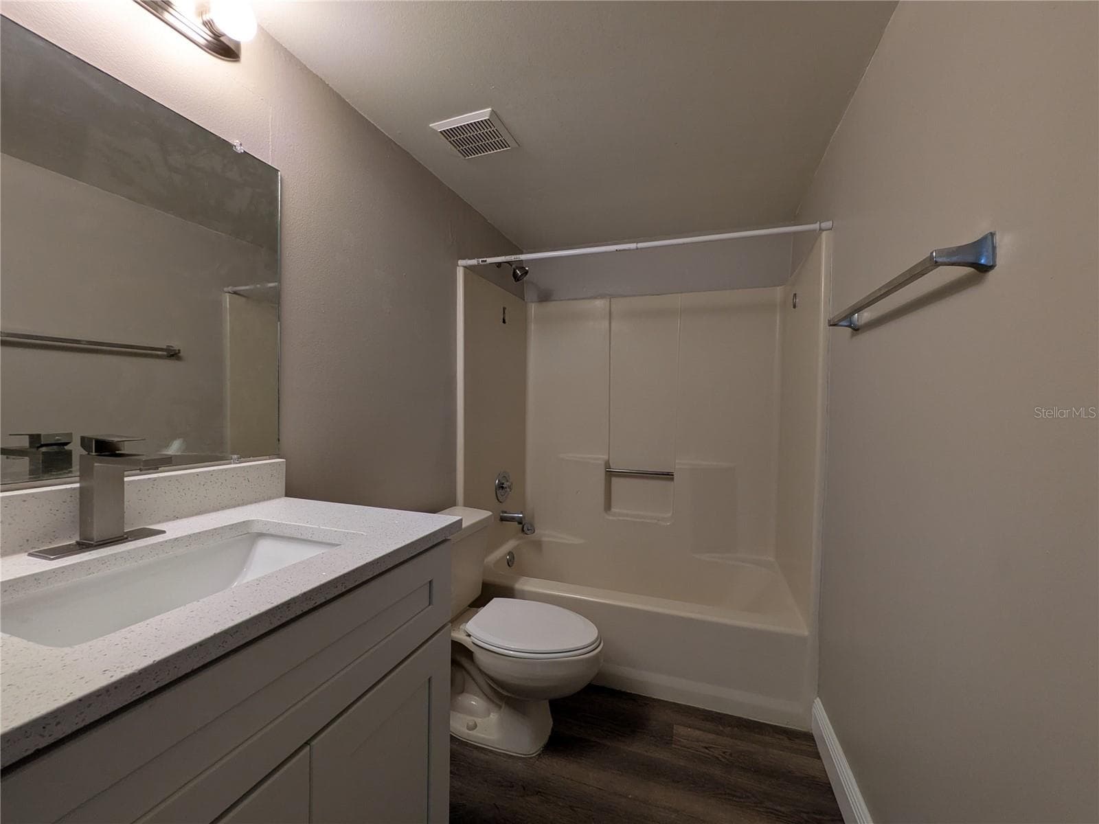 Condominium at 5613 BLUE SHADOWS CT #60-2, ORLANDO, photo 20 of 24