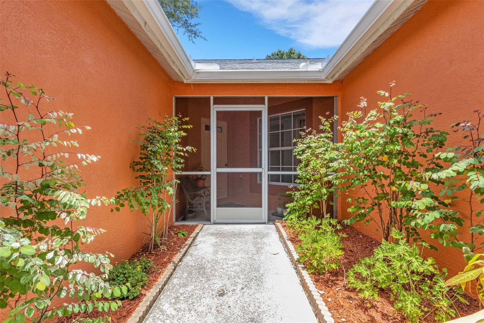 Front Entry Way - 907 50TH ST E, BRADENTON