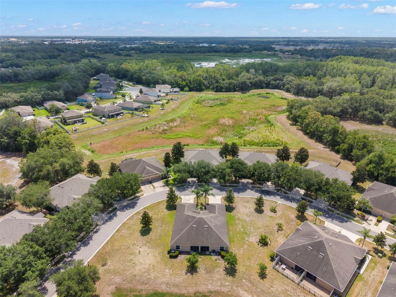 Villa at 13627 CREST LAKE DR, HUDSON, photo 32 of 48