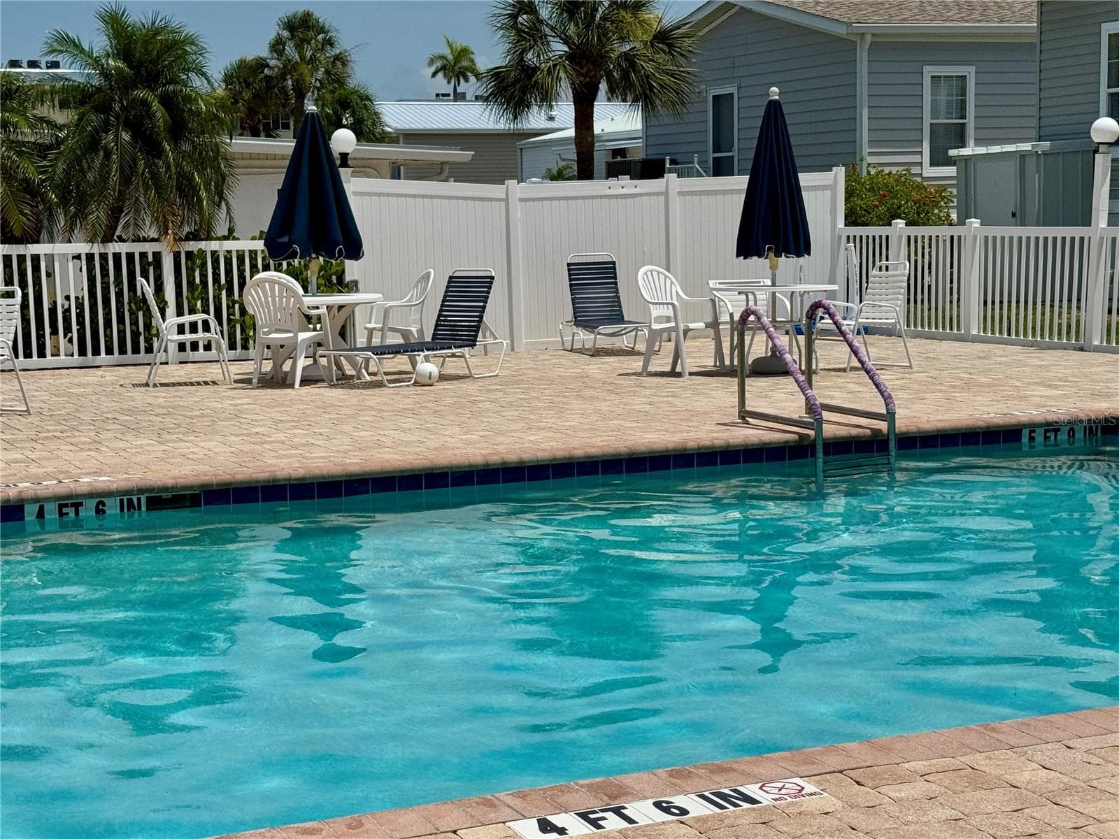 Manufactured Home at 3710 GULF OF MEXICO DR #F2, LONGBOAT KEY, photo 27 of 55