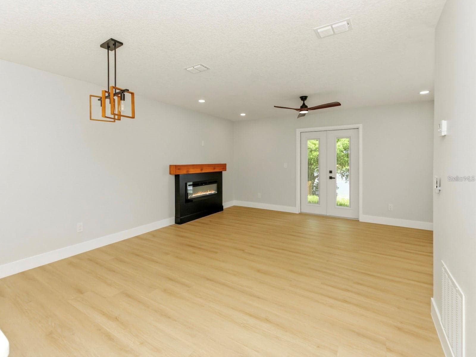 Single Family Residence at 3058 GRACELAND CT, ORLANDO, photo 11 of 27
