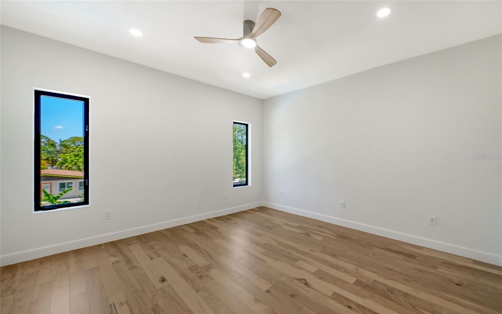 Single Family Residence at 2483 BAY ST, SARASOTA, photo 33 of 56