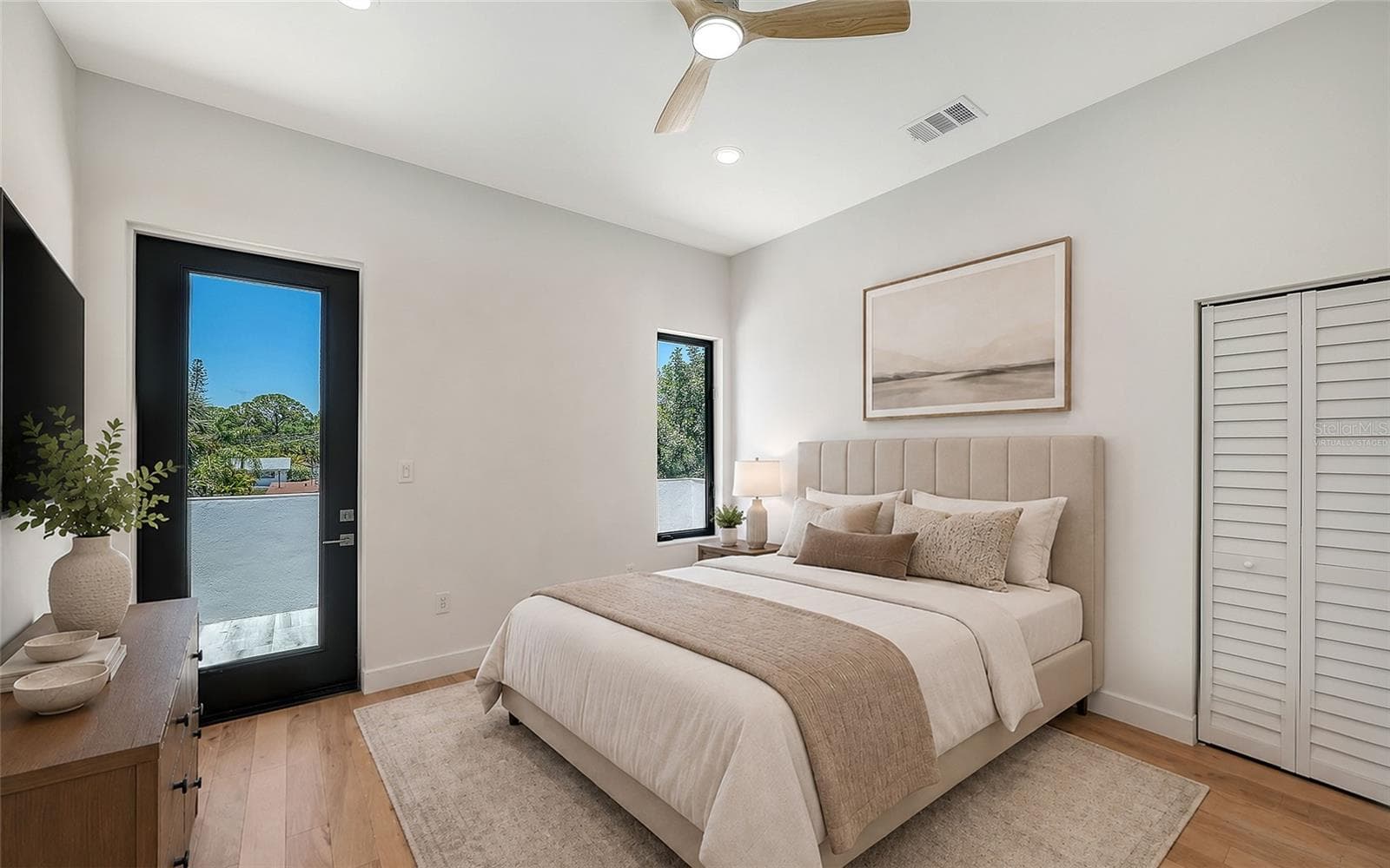 Virtually staged - 2483 BAY ST, SARASOTA