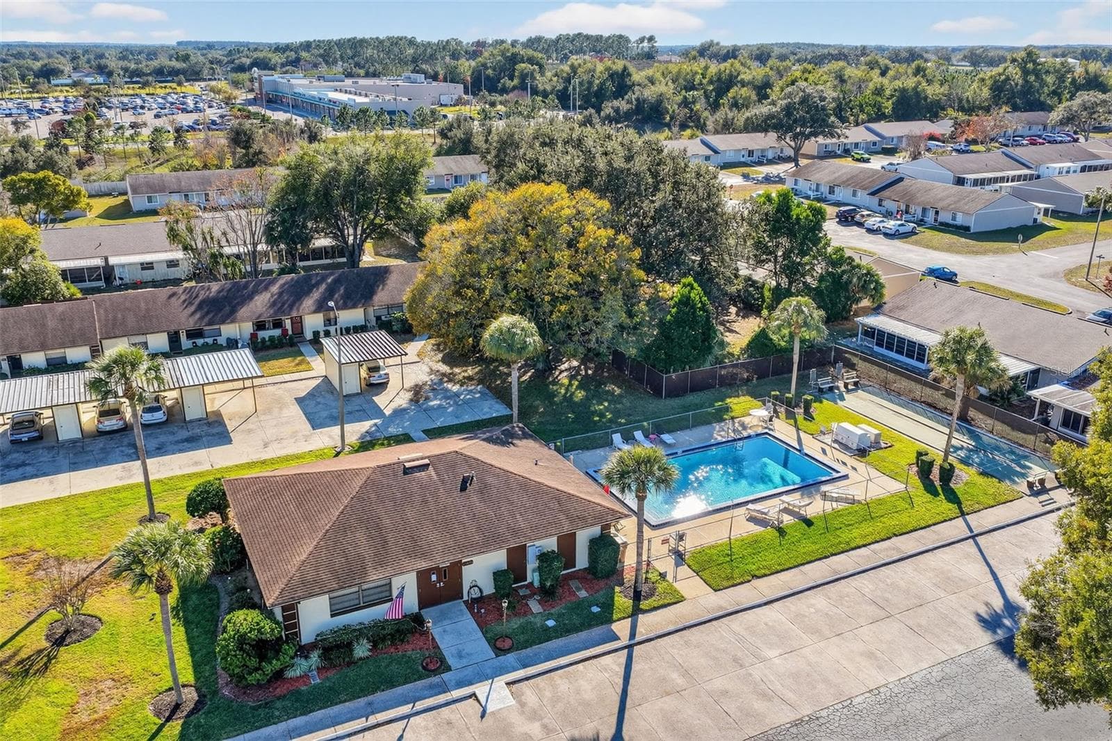 Villa at 12520 ORANGEWOOD CT, TAVARES, photo 20 of 23