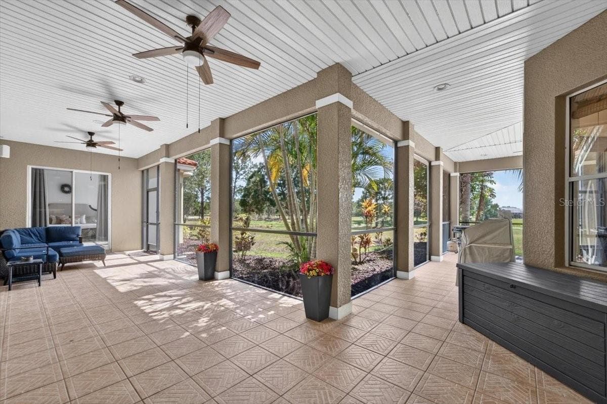 Single Family Residence at 5325 LAKE SIENA DR, WIMAUMA, photo 56 of 74