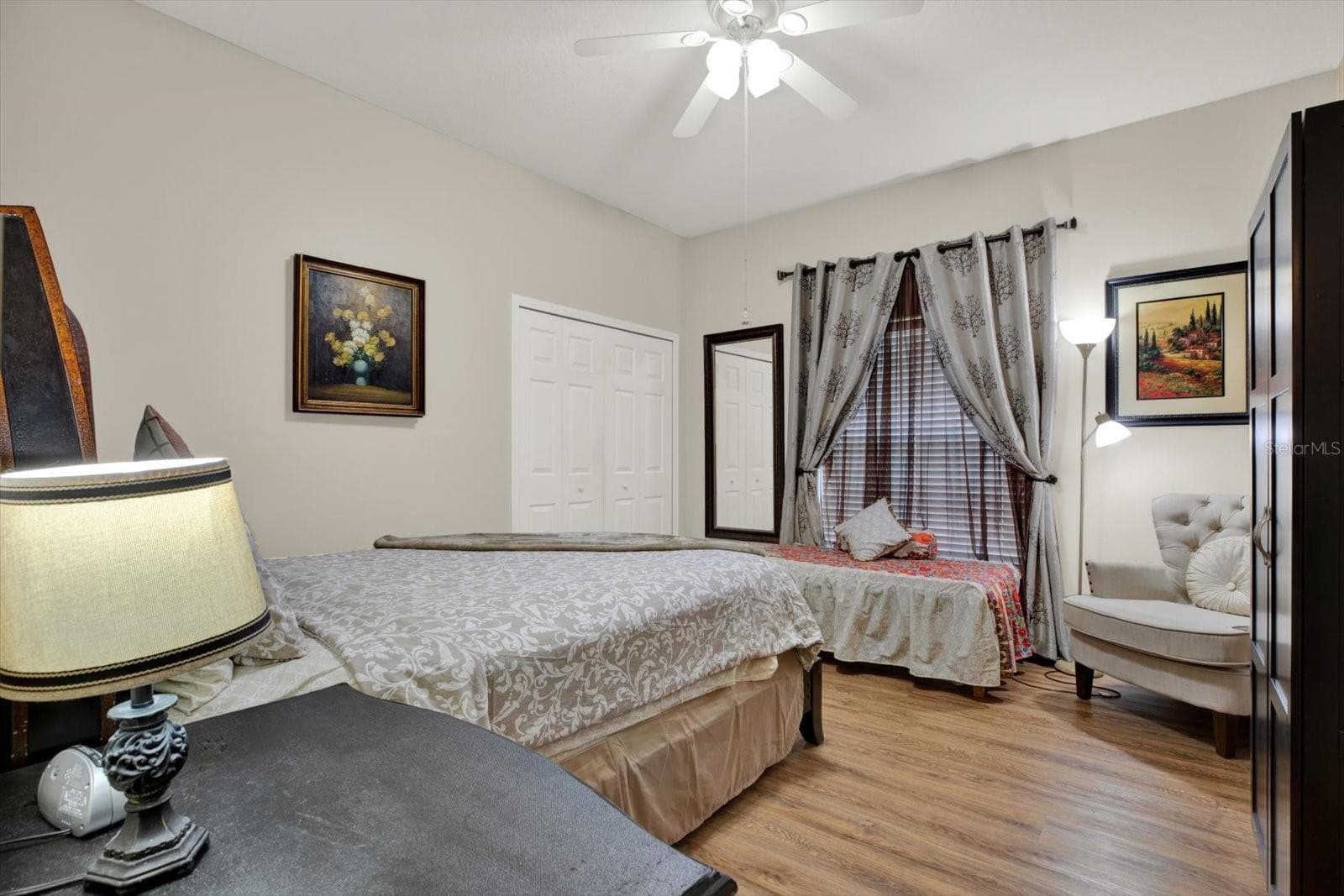 Single Family Residence at 31405 GLENDALOUGH WAY, WESLEY CHAPEL, photo 21 of 50