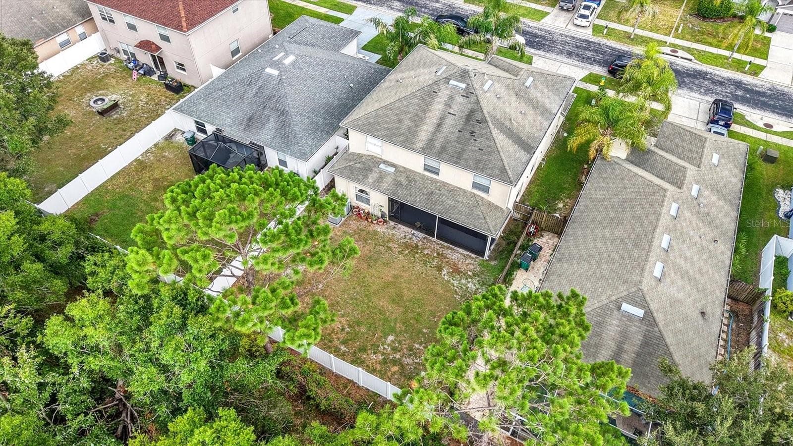 Single Family Residence at 31405 GLENDALOUGH WAY, WESLEY CHAPEL, photo 47 of 50