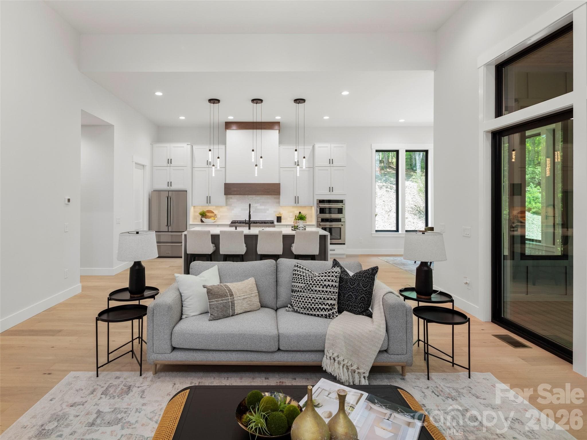 Single Family Residence at Horse Shoe, photo 7 of 50