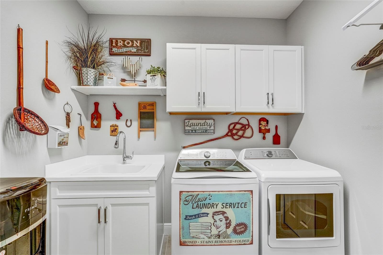 Well Appointed Laundry Space with Loads of Storage - 10233 LAKE WALES CIR, SARASOTA