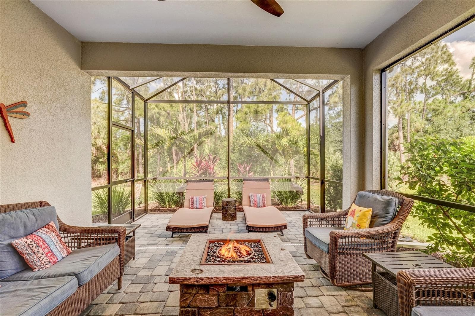 14' x 18' Brick Paver Lanai - 10233 LAKE WALES CIR, SARASOTA