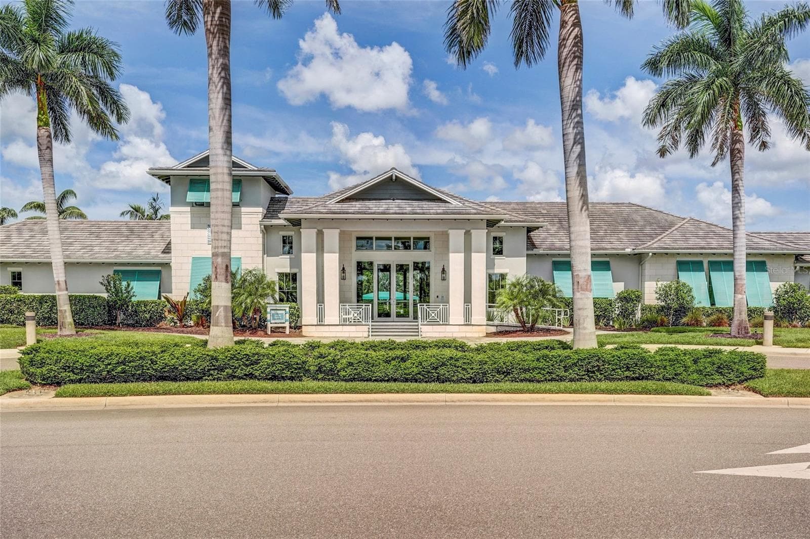 Beautiful Community Center - 10233 LAKE WALES CIR, SARASOTA
