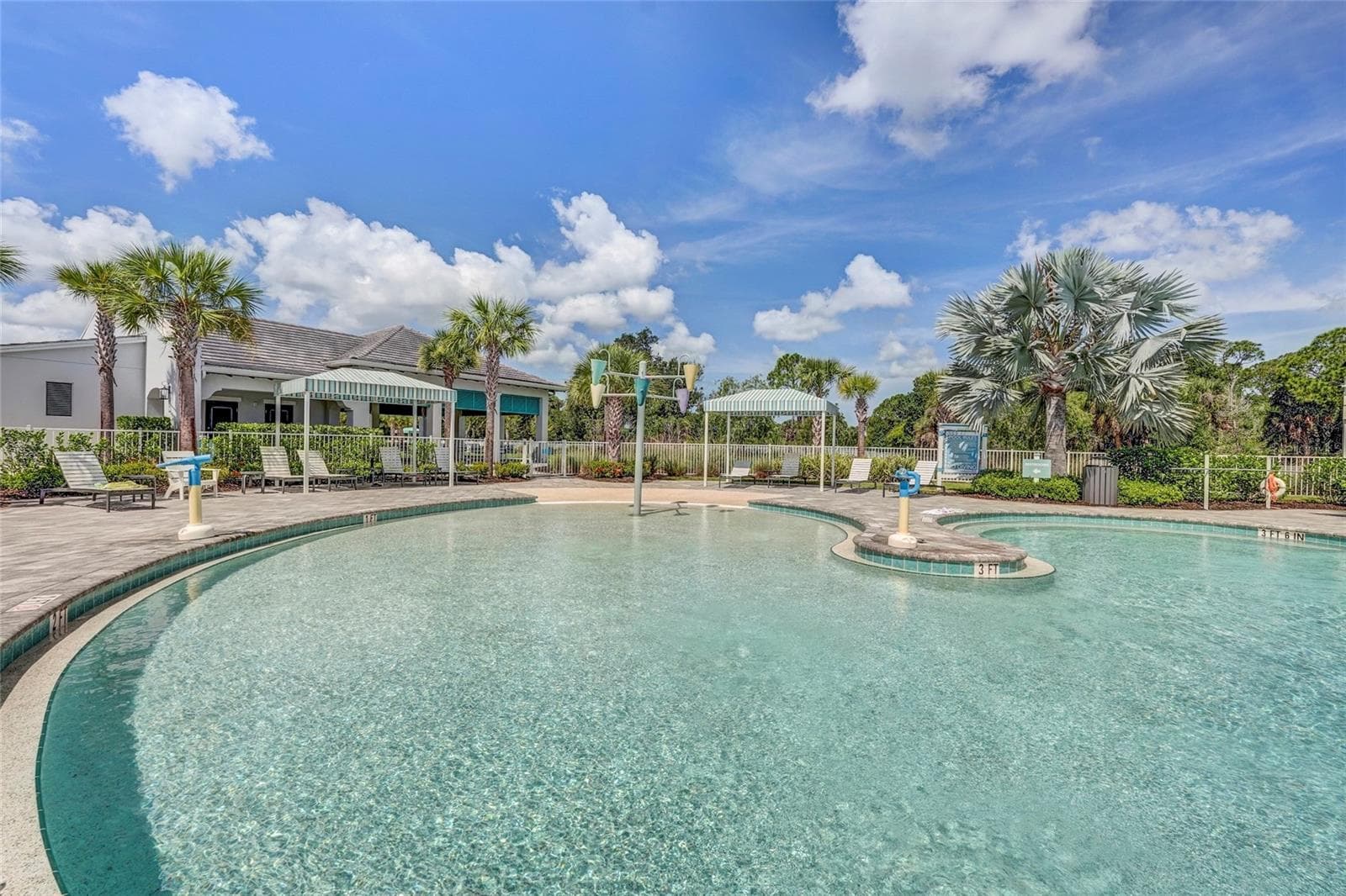 Main Pool - 10233 LAKE WALES CIR, SARASOTA