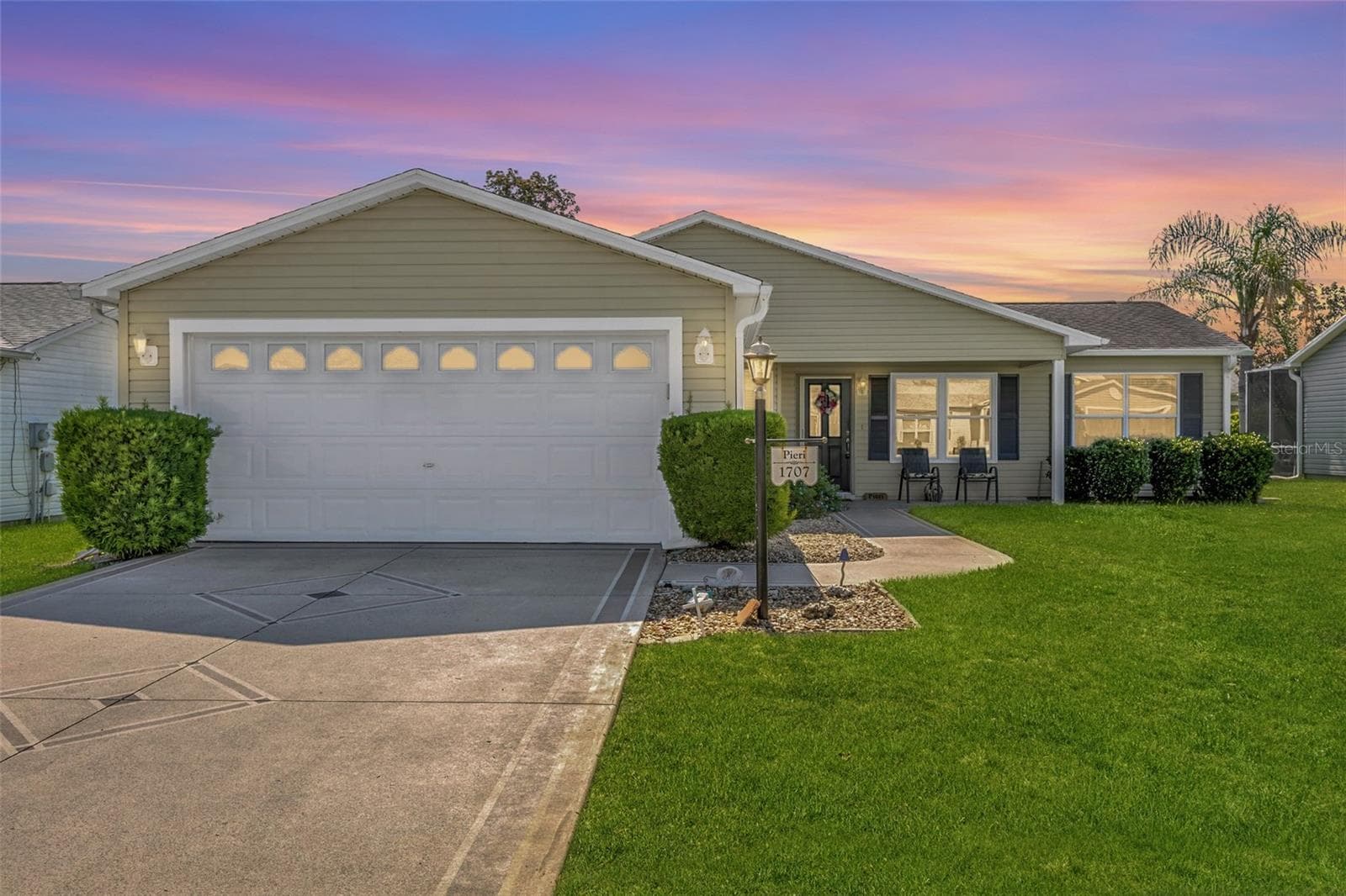 1707 GOMEZ PL
