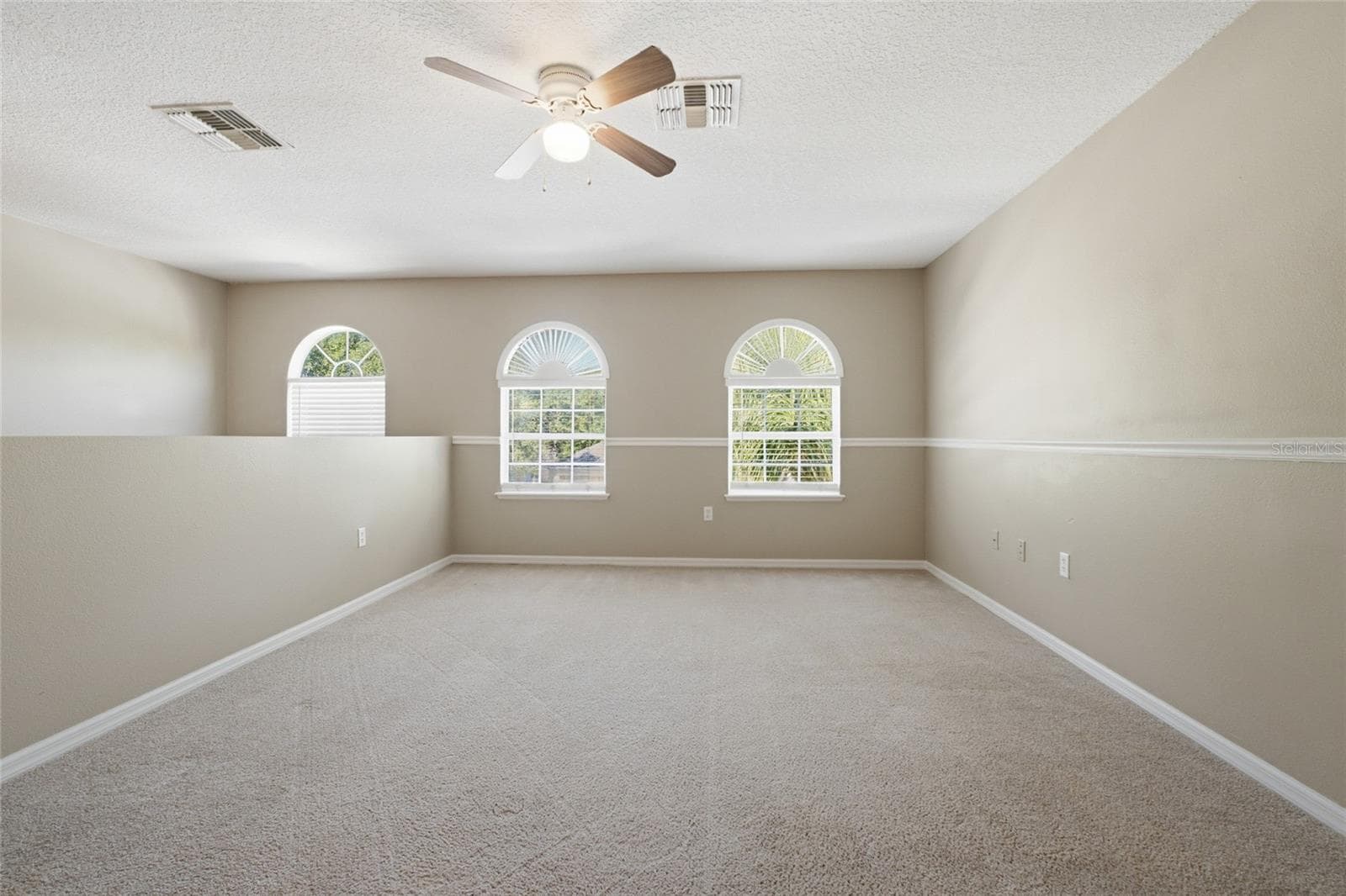 Loft - 516 CADIZ DR, GROVELAND