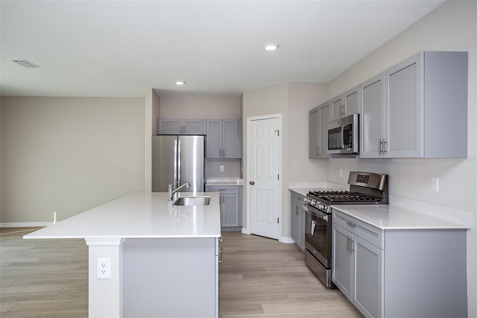 Single Family Residence at 5445 SAN PIETRO DR, WINTER HAVEN, photo 11 of 30