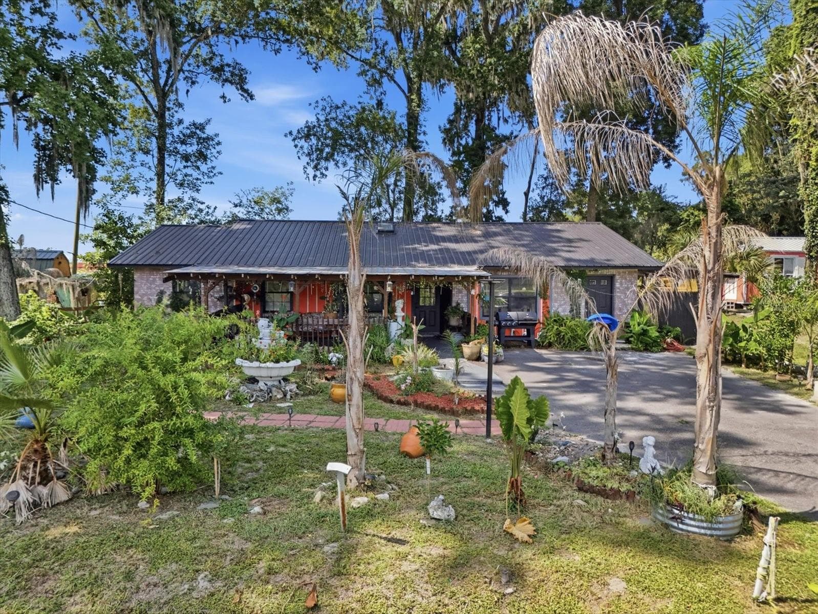 1736 NW 26TH PL
