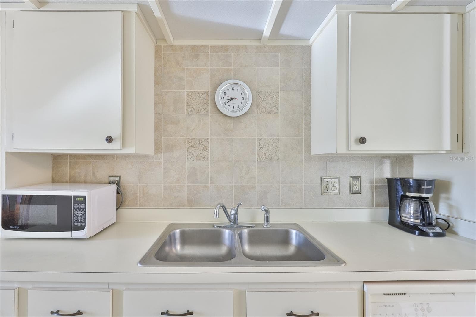 Condominium at 8703 BARDMOOR BLVD #303, SEMINOLE, photo 7 of 24